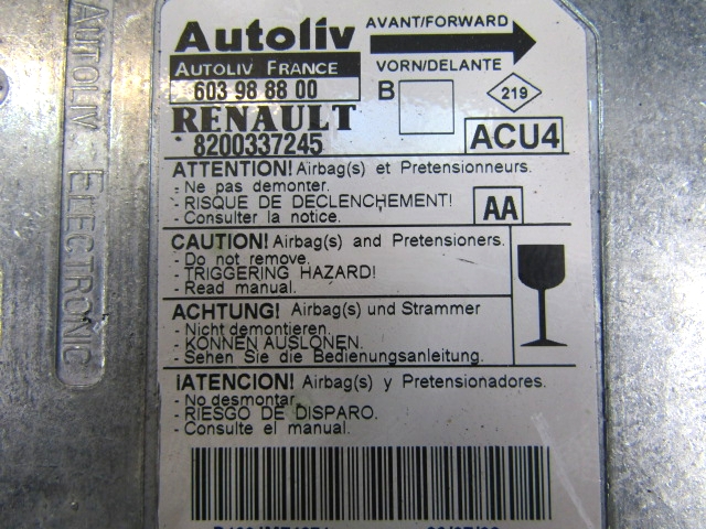 KIT AIRBAG COMPLETA OEM N. 17719 KIT AIRBAG COMPLETO PIEZAS DE COCHES USADOS RENAULT MEGANE BER/GRANDTOUR  (10/2002 - 02/2006) DIESEL DESPLAZAMIENTO 15 ANOS 2003