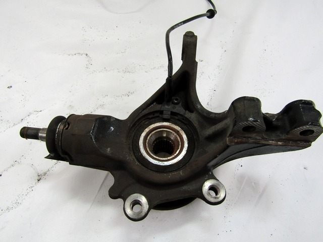 SOPORTE GIRATORIO IZQUIERDO / CUBO DE RUEDA CON APOYO, DELANTERO OEM N. 364796 PIEZAS DE COCHES USADOS CITROEN C4 PICASSO/GRAND PICASSO MK1 (2006 - 08/2013) DIESEL DESPLAZAMIENTO 16 ANOS 2008