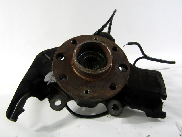 SOPORTE GIRATORIO IZQUIERDO / CUBO DE RUEDA CON APOYO, DELANTERO OEM N. 51776380 PIEZAS DE COCHES USADOS FIAT GRANDE PUNTO 199 (2005 - 2012) DIESEL DESPLAZAMIENTO 13 ANOS 2008