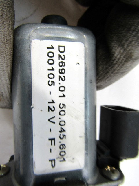 MOTOR DEL PARABRISAS DE LA PUERTA DELANTERA. OEM N. 46841278 PIEZAS DE COCHES USADOS LANCIA MUSA MK1 350 (2004 - 2007) DIESEL DESPLAZAMIENTO 13 ANOS 2005