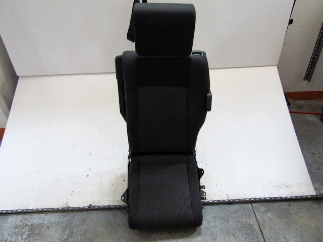 ASIENTO TRASERA OEM N. 15333 SEDILE SDOPPIATO POSTERIORE TESSUTO PIEZAS DE COCHES USADOS OPEL ZAFIRA A (1999 - 2004) DIESEL DESPLAZAMIENTO 20 ANOS 2003