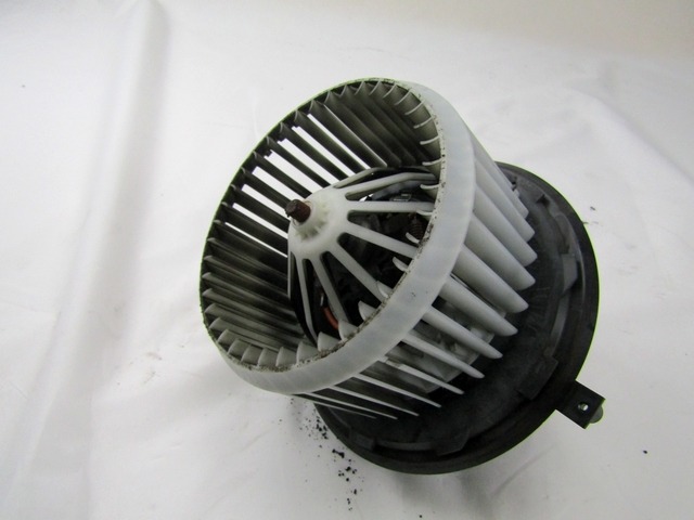 VENTILADOR OEM N. 52407597 PIEZAS DE COCHES USADOS ALFA ROMEO 159 939 BER/SW (2005 - 2013) BENZINA DESPLAZAMIENTO 18 ANOS 2008