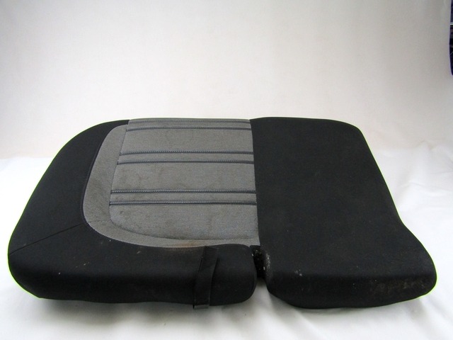 ASIENTO DEL ASIENTO TRASERO OEM N. 32247 SEDUTA SDOPPIATA POSTERIORE TESSUTO PIEZAS DE COCHES USADOS FIAT PUNTO EVO 199 (2009 - 2012)  BENZINA DESPLAZAMIENTO 12 ANOS 2010