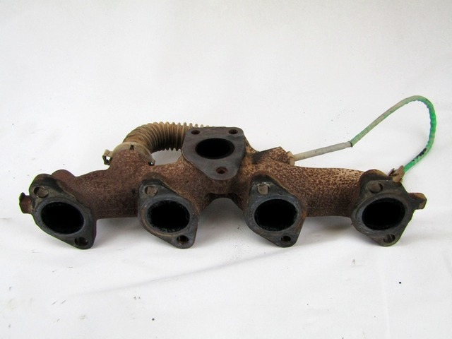 CODO DE ESCAPE OEM N. 8200468141 PIEZAS DE COCHES USADOS RENAULT KANGOO (2008 - 2013)DIESEL DESPLAZAMIENTO 15 ANOS 2012