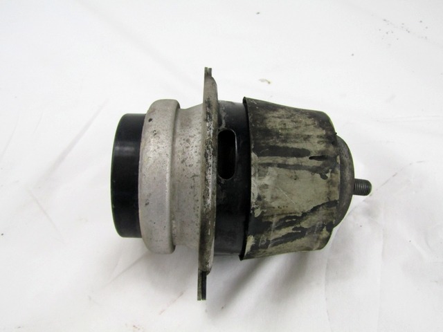 SOPORT DEL MOTOR OEM N. 7L8199131A PIEZAS DE COCHES USADOS AUDI Q7 4L (2005 - 2015) DIESEL DESPLAZAMIENTO 30 ANOS 2007