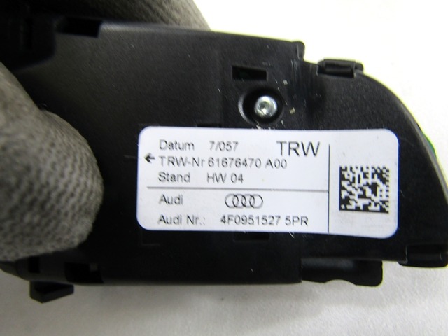 INTERRUPTOR VOLANTE MULTIFUNCI?N OEM N. 4F09515275PR 4F0951527L5PR PIEZAS DE COCHES USADOS AUDI Q7 4L (2005 - 2015) DIESEL DESPLAZAMIENTO 30 ANOS 2007