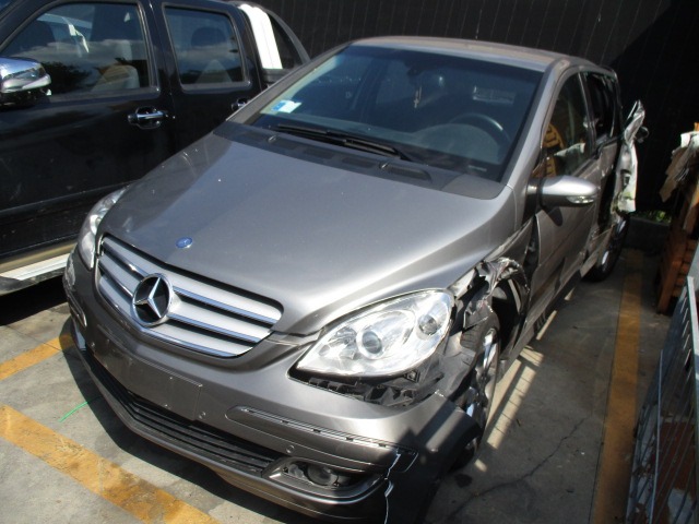 MERCEDES OEM N.  PIEZAS DE COCHES USADOS MERCEDES CLASSE B W245 T245 5P (2005 - 2011)  DESPLAZAMIENTO 20 DIESEL ANOS 2008