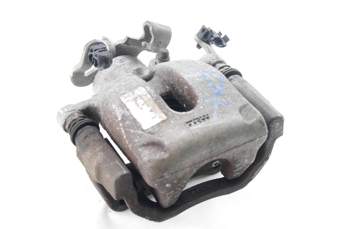 FRENO TRASERA DERACHA OEM N. 4401Q3 PIEZAS DE COCHES USADOS PEUGEOT 5008 (2009 - 2013) DIESEL DESPLAZAMIENTO 16 ANOS 2011