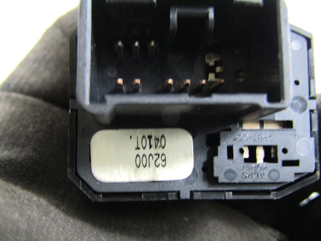 CAMBIAR ESPEJOS EL?CTRICOS OEM N. 71742592 PIEZAS DE COCHES USADOS FIAT SEDICI (05/2009 - 2014) BENZINA DESPLAZAMIENTO 16 ANOS 2010