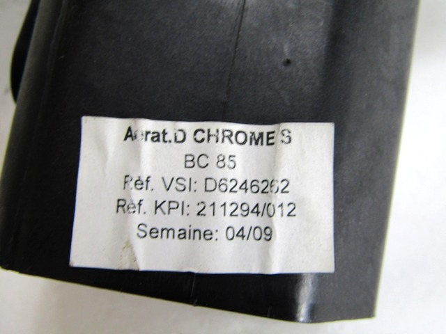 SALIDA DE AIRE OEM N. D6246262 PIEZAS DE COCHES USADOS RENAULT CLIO (05/2009 - 2013) DIESEL DESPLAZAMIENTO 15 ANOS 2009