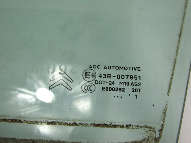 CRISTAL DE PUERTA, DELANTERA IZQUIERDA OEM N. 9201P4 PIEZAS DE COCHES USADOS CITROEN C3 MK2 SC (2009 - 2016) DIESEL DESPLAZAMIENTO 14 ANOS 2011