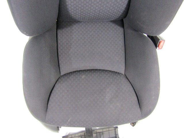 ASIENTO DELANTERO DERECHO OEM N. 17047 SEDILE ANTERIORE DESTRO TESSUTO PIEZAS DE COCHES USADOS MERCEDES CLASSE S W220 (1998 - 2006)DIESEL DESPLAZAMIENTO 32 ANOS 2004