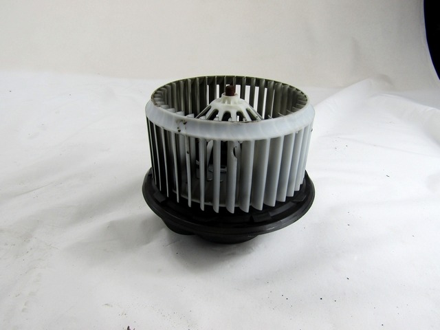 VENTILADOR OEM N. 52407597 PIEZAS DE COCHES USADOS ALFA ROMEO 159 939 BER/SW (2005 - 2013) DIESEL DESPLAZAMIENTO 19 ANOS 2007