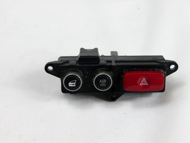 INTERRUPT.LUCES INTERMIT./CIERRE CENTRAL OEM N. 156067821 PIEZAS DE COCHES USADOS ALFA ROMEO 159 939 BER/SW (2005 - 2013) DIESEL DESPLAZAMIENTO 19 ANOS 2007