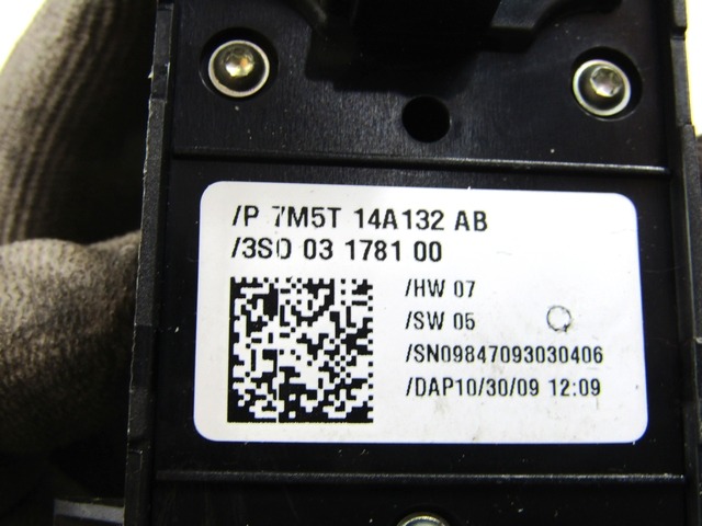 INTERRUPTOR ALZACRISTALES OEM N. 7M5T-14A132-AB PIEZAS DE COCHES USADOS FORD FOCUS BER/SW (2008 - 2011) DIESEL DESPLAZAMIENTO 16 ANOS 2010