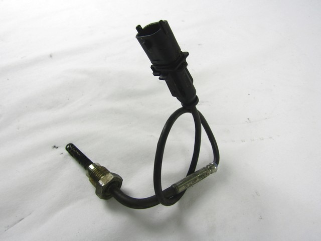 PALPADOR DE TEMPERATURA, GAS DE ESCAPE OEM N. 18213-79J50-000 PIEZAS DE COCHES USADOS FIAT SEDICI (2006 - 4/2009) DIESEL DESPLAZAMIENTO 19 ANOS 2006