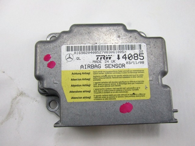 KIT AIRBAG COMPLETA OEM N. 18261 KIT AIRBAG COMPLETO PIEZAS DE COCHES USADOS MERCEDES CLASSE A W169 5P C169 3P RESTYLING (05/2008 - 2012) BENZINA DESPLAZAMIENTO 15 ANOS 2008