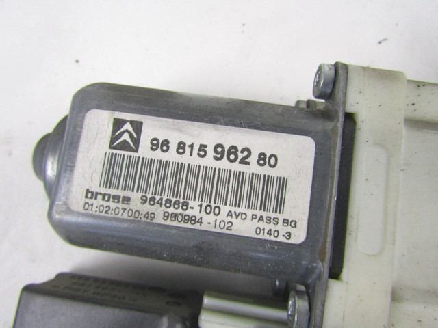 MOTOR DEL PARABRISAS DE LA PUERTA DELANTERA. OEM N. 9681596280 PIEZAS DE COCHES USADOS CITROEN C5 MK1 /BREAK (2000 - 2007) DIESEL DESPLAZAMIENTO 20 ANOS 2007