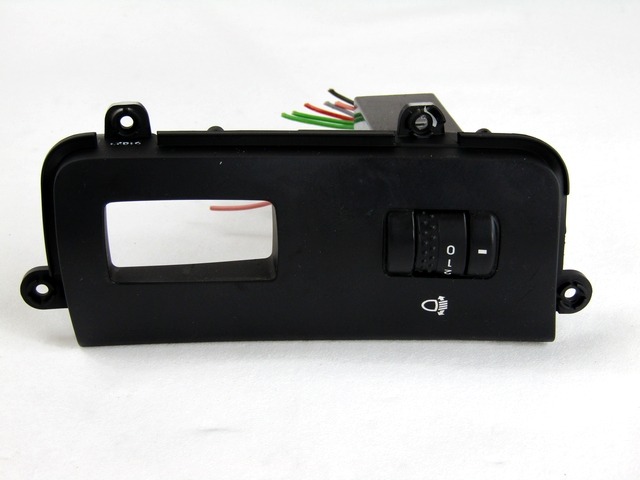 DISPOSITIVO DE MANDO LUZ OEM N. 93300-1H415EQ PIEZAS DE COCHES USADOS KIA CEE'D (2006-2012) DIESEL DESPLAZAMIENTO 16 ANOS 2010