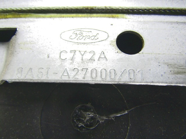 SISTEMA DE ELEVACI?N MANUAL DE LA VENTANA TRASERA OEM N. 8A6I-A27000 PIEZAS DE COCHES USADOS FORD FIESTA (09/2008 - 11/2012) BENZINA/GPL DESPLAZAMIENTO 14 ANOS 2010