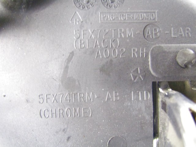 MANETA ABREPUERTA OEM N. 5FX72TRM PIEZAS DE COCHES USADOS JEEP GRAND CHEROKEE (1999 - 04/2005) DIESEL DESPLAZAMIENTO 27 ANOS 2003