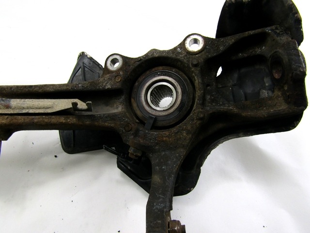 SOPORTE GIRATORIO IZQUIERDO / CUBO DE RUEDA CON APOYO, DELANTERO OEM N. 60624975 PIEZAS DE COCHES USADOS ALFA ROMEO 147 937 (2001 - 2005)DIESEL DESPLAZAMIENTO 19 ANOS 2003