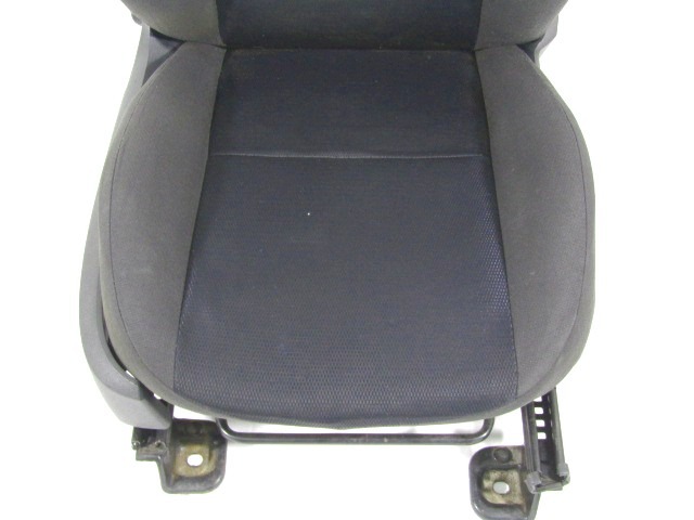 ASIENTO DELANTERO DERECHO OEM N. 1447979 PIEZAS DE COCHES USADOS FORD FOCUS BER/SW (2005 - 2008) DIESEL DESPLAZAMIENTO 16 ANOS 2005