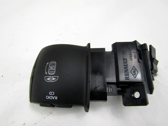 INTERRUPTOR VOLANTE MULTIFUNCI?N OEM N. 255520013R PIEZAS DE COCHES USADOS RENAULT MEGANE MK3 BER/SPORTOUR/ESTATE (2009 - 2015) DIESEL DESPLAZAMIENTO 15 ANOS 2011