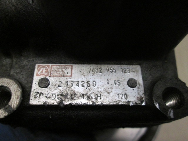 1A SERIE AUDI A8 4.2 V8 220 TIPTR kW. BER. (1994-2002) Bomba de dirección REEMPLAZO 4D0145155H