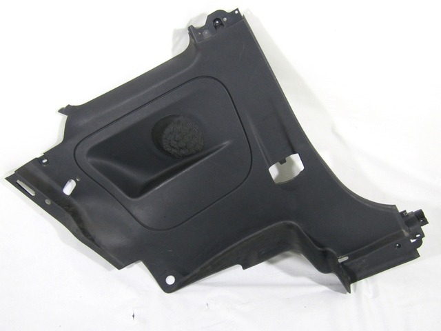 REVESTIMIENTO LATERAL TRAS. OEM N. 735427211 PIEZAS DE COCHES USADOS FIAT 500 CINQUECENTO (2007 - 2015) DIESEL DESPLAZAMIENTO 13 ANOS 2008