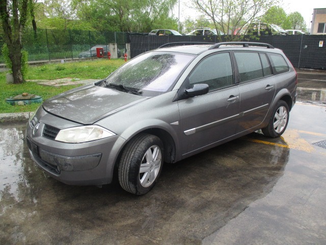 RENAULT MEGANE SW 1.9 D 88KW 6M 5P (2004) RICAMBI IN MAGAZZINO