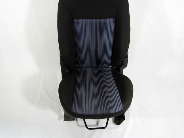 ASIENTO DELANTERO DERECHO OEM N. 16626 SEDILE ANTERIORE DESTRO TESSUTO PIEZAS DE COCHES USADOS FORD FUSION (03/2006 - 2012) DIESEL DESPLAZAMIENTO 14 ANOS 2007