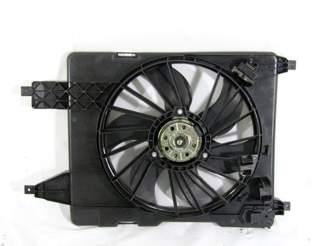 CERCO DE VENTILADOR CON VENTILADOR OEM N. 7701071862 PIEZAS DE COCHES USADOS RENAULT MEGANE BER/GRANDTOUR  (10/2002 - 02/2006) DIESEL DESPLAZAMIENTO 19 ANOS 2004