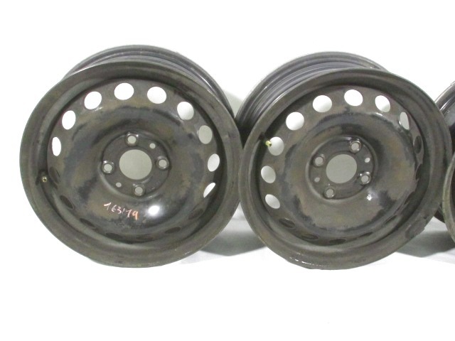 CONJUNTO DE LLANTA 14'' OEM N. 12042 SET 4 CERCHI IN FERRO PIEZAS DE COCHES USADOS FIAT MAREA 185 BER/SW (03/1999 - 2003) DIESEL DESPLAZAMIENTO 19 ANOS 2000