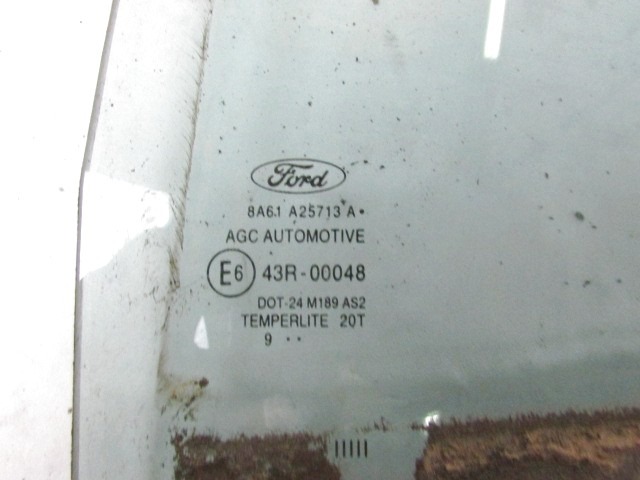 CRISTAL DE PUERTA,VIDRIO TENIDO TRAS.IZ. OEM N. 8A61-A25713-A PIEZAS DE COCHES USADOS FORD FIESTA (09/2008 - 11/2012) BENZINA DESPLAZAMIENTO 12 ANOS 2010