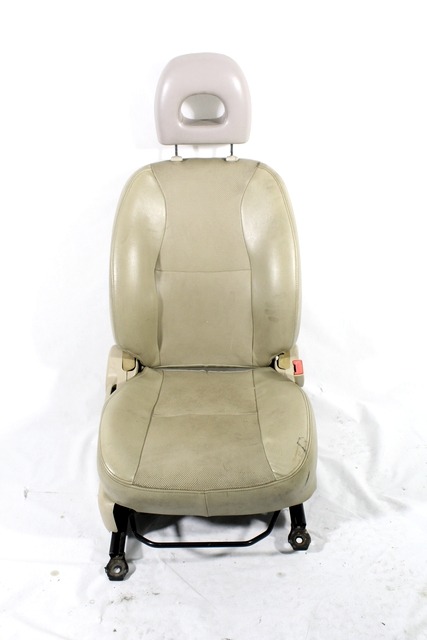 ASIENTO DE CUERO DELANTERO DERECHO DEL PASAJERO OEM N. 9277 SEDILE ANTERIORE DESTRO PELLE PIEZAS DE COCHES USADOS DR 5 (2007 - 07/2014) BENZINA/GPL DESPLAZAMIENTO 20 ANOS 2010