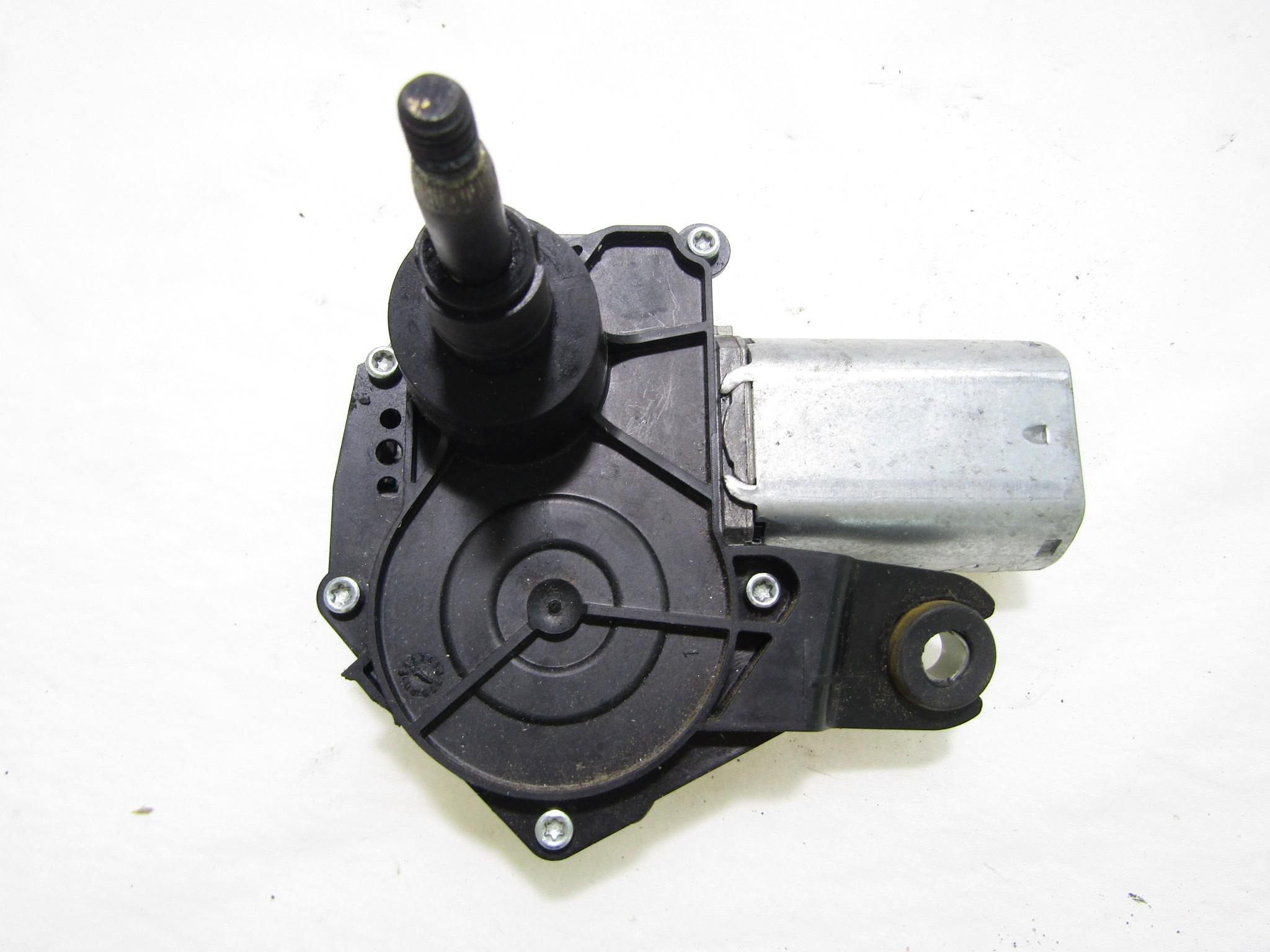 MOTOR DEL LIMPIAPARABRISAS TRASERO OEM N. 85130-0H010 PIEZAS DE COCHES USADOS TOYOTA AYGO (2009 - 02/2012) BENZINA DESPLAZAMIENTO 10 ANOS 2009