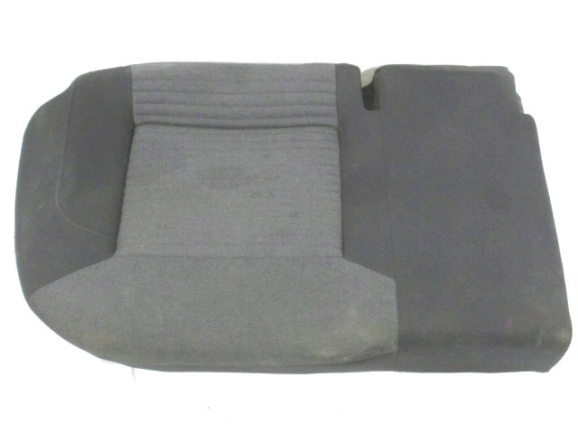 ASIENTO DEL ASIENTO TRASERO OEM N. 30973 SEDUTA SDOPPIATA POSTERIORE TESSUTO PIEZAS DE COCHES USADOS VOLKSWAGEN POLO (06/2009 - 02/2014) BENZINA DESPLAZAMIENTO 12 ANOS 2014