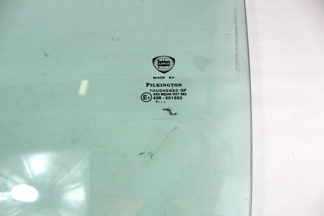 CRISTAL DE PUERTA, DELANTERA IZQUIERDA OEM N. 51816885 PIEZAS DE COCHES USADOS LANCIA Y YPSILON 843 (2003-2006) BENZINA DESPLAZAMIENTO 12 ANOS 2004