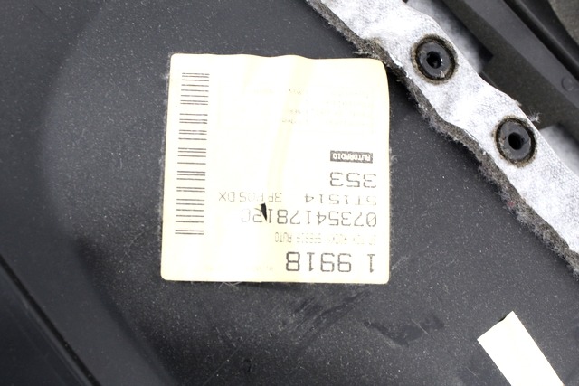 REVESTIMIENTO LATERAL TRAS. OEM N. 735417812 PIEZAS DE COCHES USADOS FIAT GRANDE PUNTO 199 (2005 - 2012) DIESEL DESPLAZAMIENTO 13 ANOS 2005