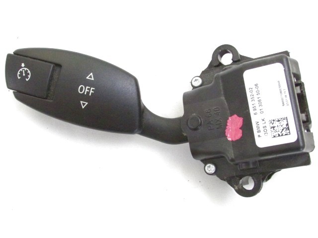 INTERRUPTOR VOLANTE MULTIFUNCI?N OEM N. 6951352 PIEZAS DE COCHES USADOS BMW SERIE 6 E63 COUPE (2003 - 2010)DIESEL DESPLAZAMIENTO 30 ANOS 2008