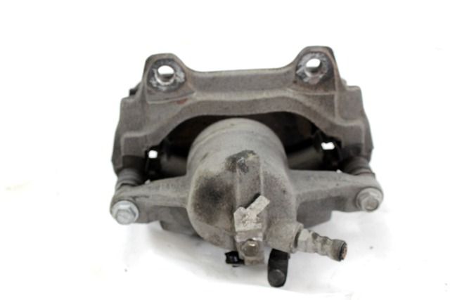 DELANTERO IZQUEIRDO DE FRENO OEM N. 77364650 PIEZAS DE COCHES USADOS LANCIA DELTA 844 MK3 (2008 - 2014) DIESEL DESPLAZAMIENTO 16 ANOS 2009