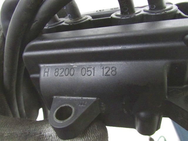 BOBINA DE ENCEND. / BOBINA DE IGNI??O OEM N. 8200051128 PIEZAS DE COCHES USADOS RENAULT CLIO MK2 RESTYLING / CLIO STORIA (05/2001 - 2012) BENZINA DESPLAZAMIENTO 12 ANOS 2001