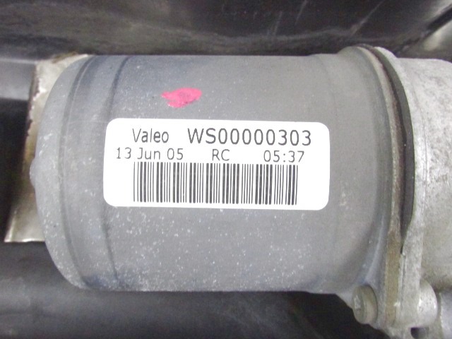 MOTOR DEL LIMPIAPARABRISAS OEM N. 04894051AI PIEZAS DE COCHES USADOS CHRYSLER VOYAGER/GRAN VOYAGER RG RS MK4 (2001 - 2007) DIESEL DESPLAZAMIENTO 28 ANOS 2006