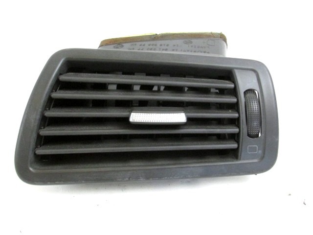 SALIDA DE AIRE OEM N. 1484108077 PIEZAS DE COCHES USADOS LANCIA PHEDRA (06/2002 - 2008) DIESEL DESPLAZAMIENTO 22 ANOS 2005