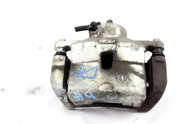 DERECHO DELANTERO FRENO OEM N. 58130A6700 PIEZAS DE COCHES USADOS HYUNDAI I30 MK2 (2011 - 2017)DIESEL DESPLAZAMIENTO 16 ANOS 2013