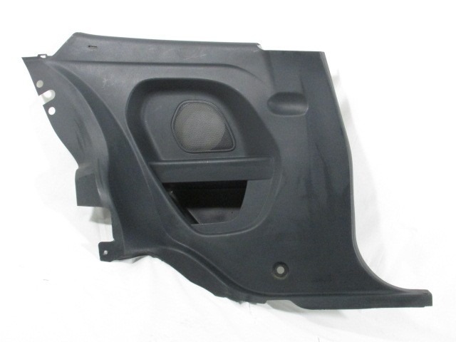 REVESTIMIENTO LATERAL TRAS. OEM N. 8A61-B31013-AEW PIEZAS DE COCHES USADOS FORD FIESTA (09/2008 - 11/2012) DIESEL DESPLAZAMIENTO 14 ANOS 2010