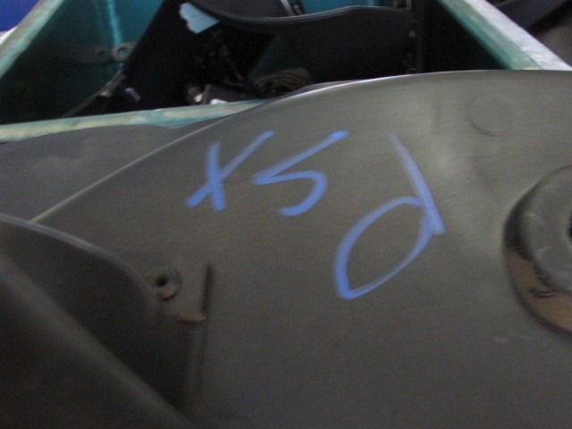 REVESTIMIENTO LATERAL TRAS. OEM N. 8A61-B31013-AEW PIEZAS DE COCHES USADOS FORD FIESTA (09/2008 - 11/2012) DIESEL DESPLAZAMIENTO 14 ANOS 2010