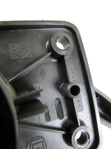 MANETA ABREPUERTA OEM N. 7700352424D PIEZAS DE COCHES USADOS NISSAN INTERSTAR (2002 - 2016)DIESEL DESPLAZAMIENTO 25 ANOS 2002