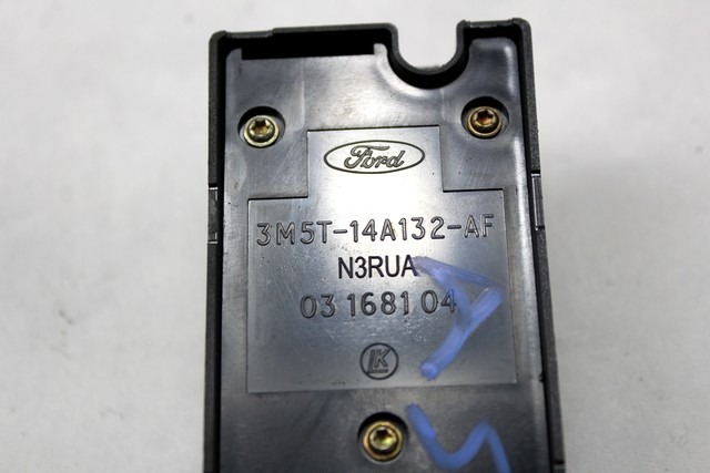 PANEL DE PULSADOR DELANTERO IZQUIERDO OEM N. 3M5T-14A132-AF PIEZAS DE COCHES USADOS FORD FOCUS BER/SW (2005 - 2008) DIESEL DESPLAZAMIENTO 18 ANOS 2006